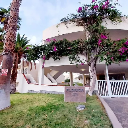 Gigantes Amazing Sea View Wifi Pool Parking شقة