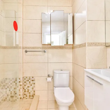 Gigantes Amazing Sea View Wifi Pool Parking شقة *